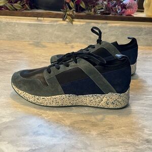 Vince Galvin Sock Black and Green Sneakers Speckled Sole NWOT